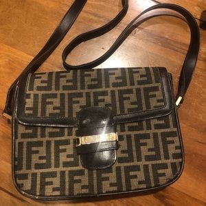 Vintage Fendi shoulder bag